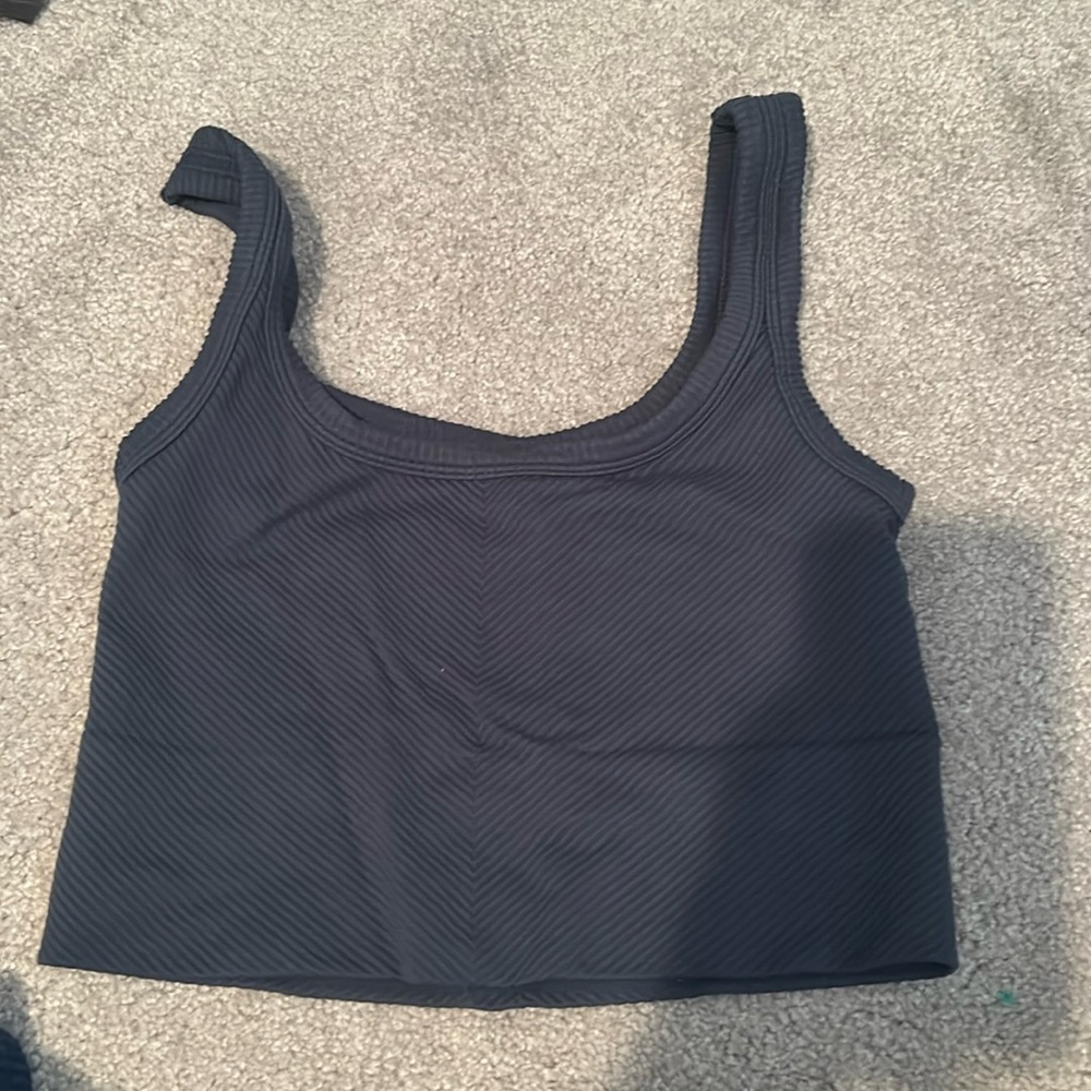 Cropped Navy Blue/Gray Top